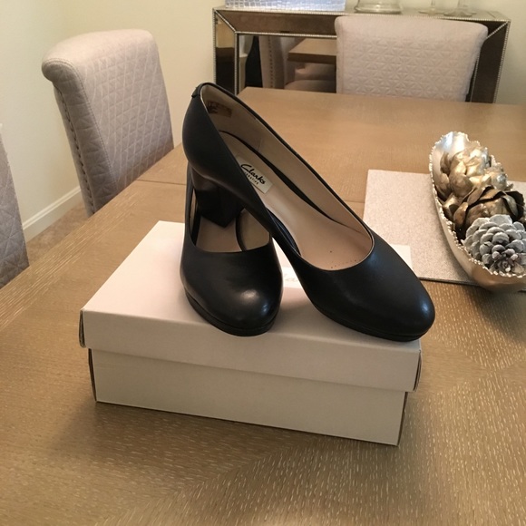 clarks kelda hope black leather